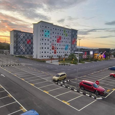Ifs Seri Iskandar By Glex Exterior foto